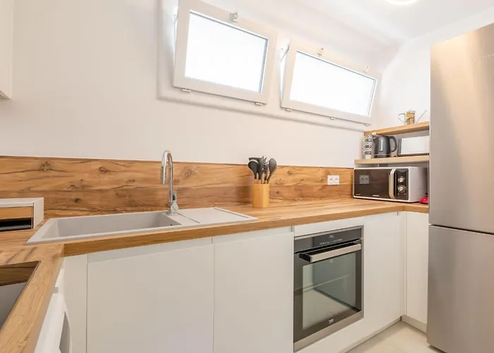 Le Boreal-3 By Interhome * Сен-Рафаэль